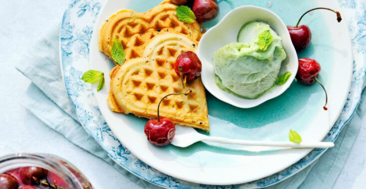 Lekker: Belgische wafels met krieken en sorbet van munt