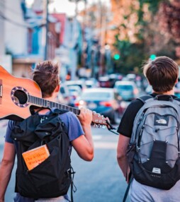 Idee voor de zomervakantie: doe je Interrail van toen gewoon over!