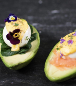 Trend: restaurants met alléén maar ei, of avocado, of rauwe vis