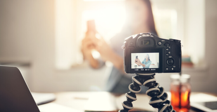 Vera zorgt met haar vlogs voor positieve energie