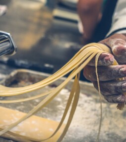 Op cursus bij de schattige pastagrannies uit Italië