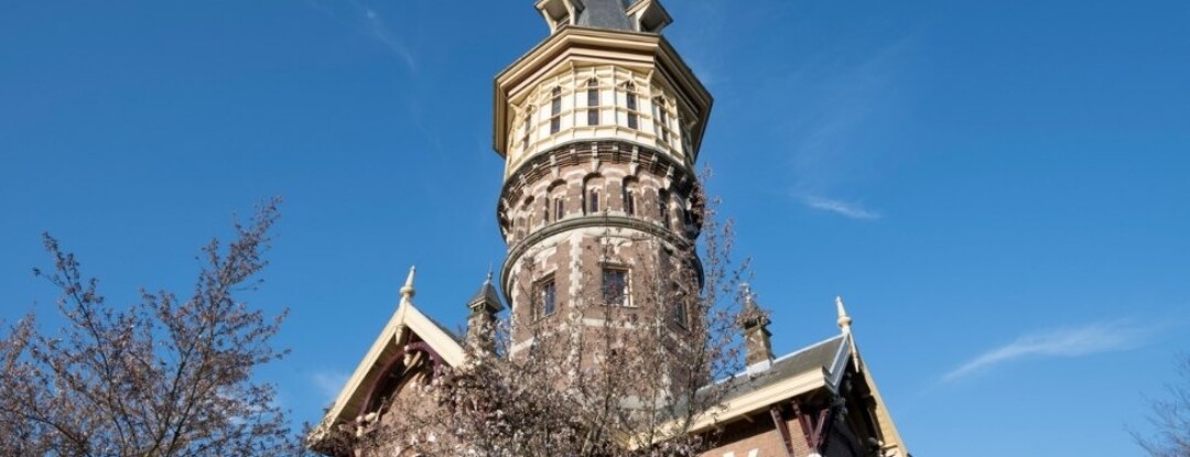 Wakker worden in de mooiste watertoren van Nederland